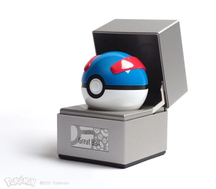 The Amazing Collectables Pokemon - Great Ball 1:1 Scale Life Size Die-Cast Prop Replica 5 The Amazing Collectables Pokemon - Great Ball 1:1 Scale Life Size Die-Cast Prop Replica