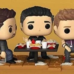 The Amazing Collectables Funko Pop! The Avengers - Hawkeye Victory Shawarma Diorama Deluxe #757